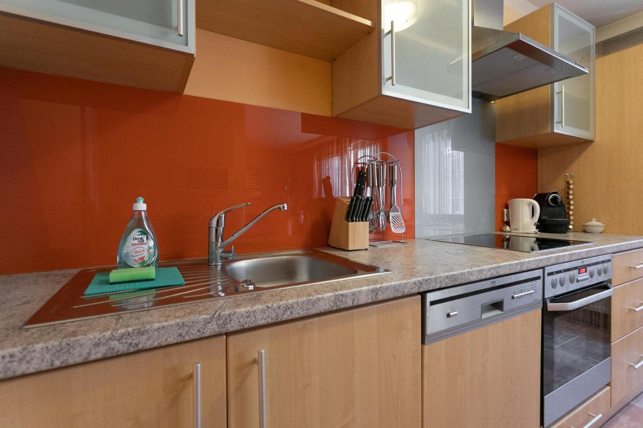 Zentrales Apartment In U-Bahn Naehe & Hauptbahnhof Виена Екстериор снимка