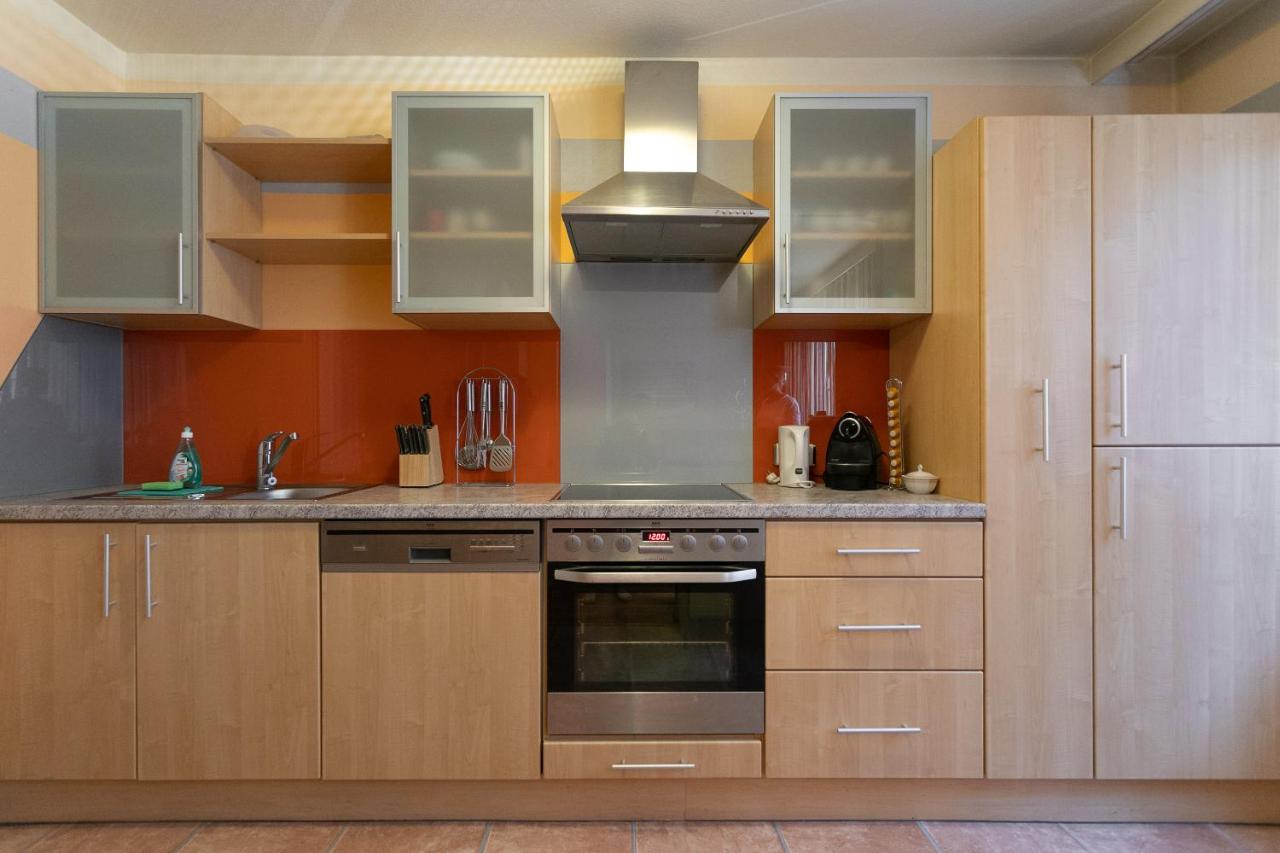 Zentrales Apartment In U-Bahn Naehe & Hauptbahnhof Виена Екстериор снимка